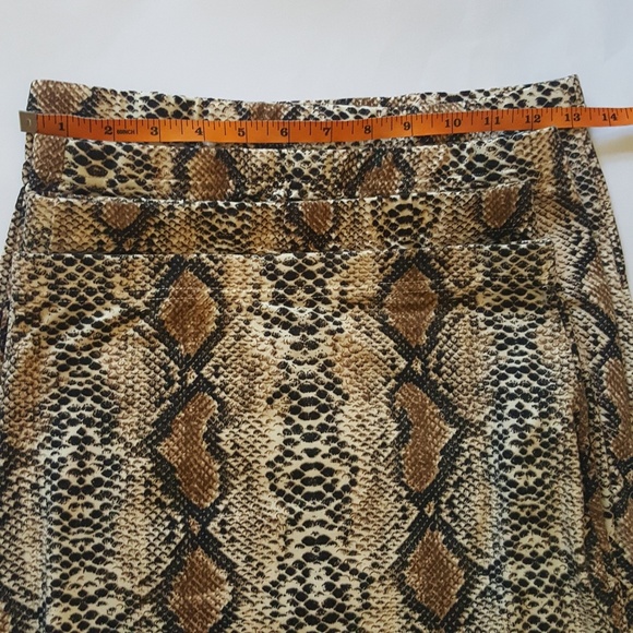 LAST 1! Snakeskin Print Skirt - Picture 3 of 6